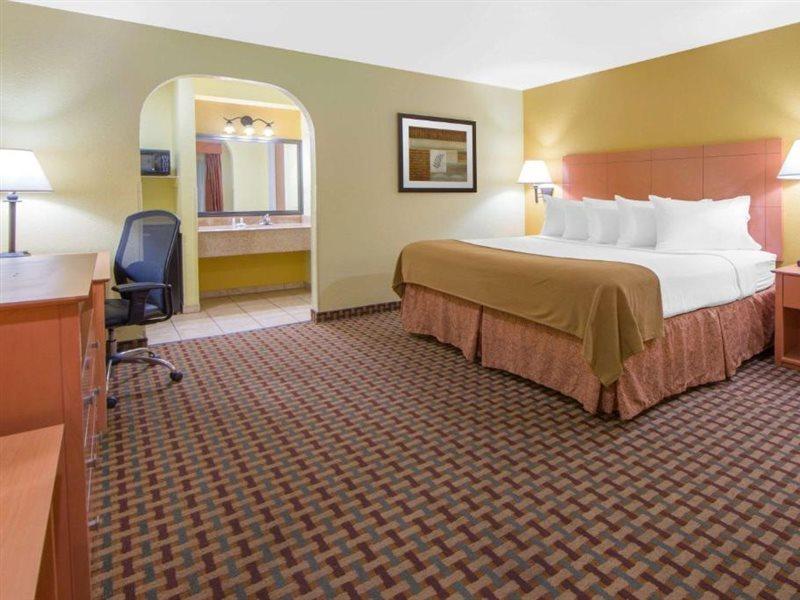 Days Inn By Wyndham Lubbock South Eksteriør bilde