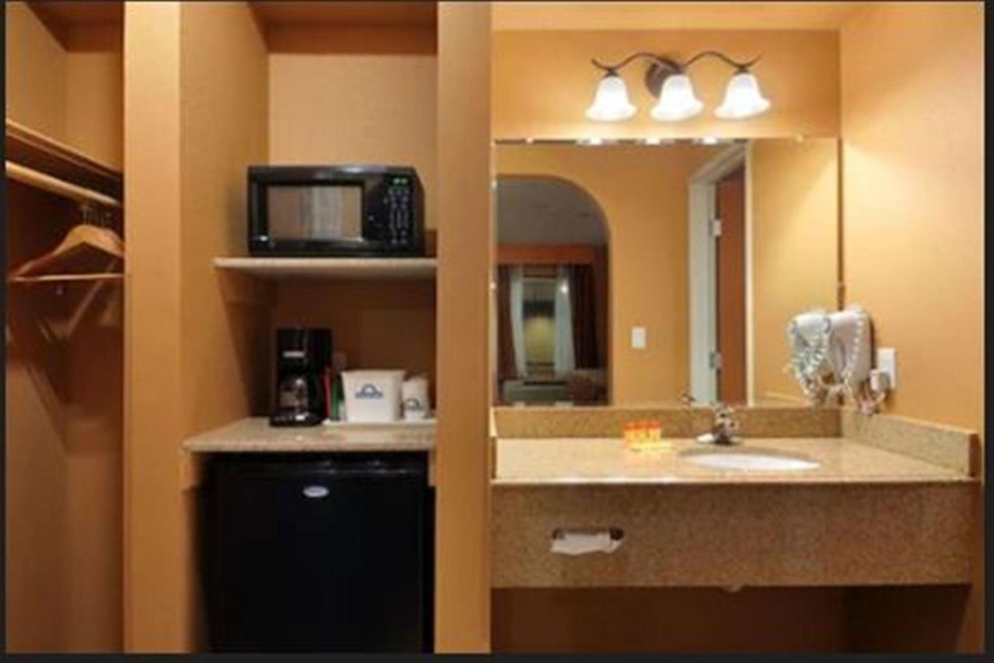 Days Inn By Wyndham Lubbock South Rom bilde
